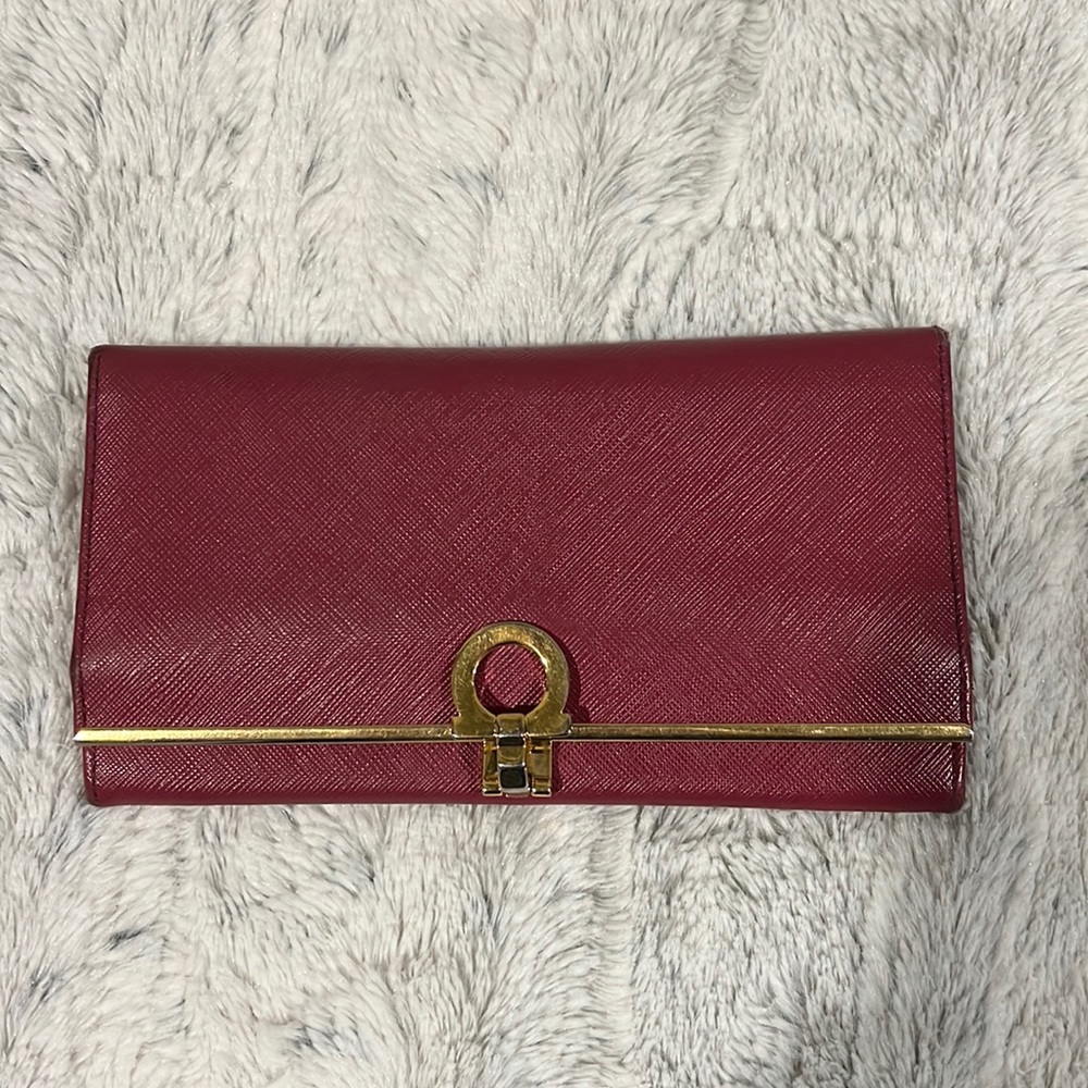 Salvatore Ferragamo Gancio Clasp Wallet
